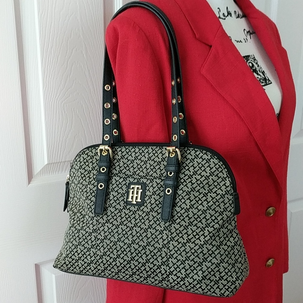 Tommy Hilfiger bag